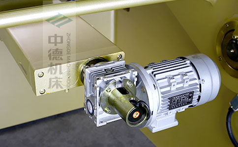 ZDS-840后檔料減速電機(jī)，質(zhì)量好，模擬運算定位速度快.jpg